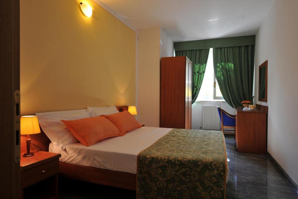 Holiday House Aurora Cortona Szoba fotó